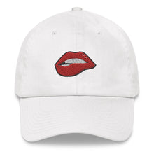 Load image into Gallery viewer, Lips Lay Low hat