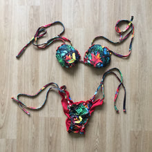 Load image into Gallery viewer, Toucan forest string bikini