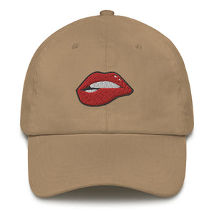 Lips Lay Low hat