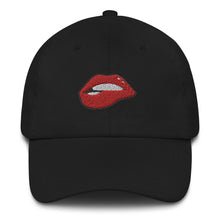 Load image into Gallery viewer, Lips Lay Low hat